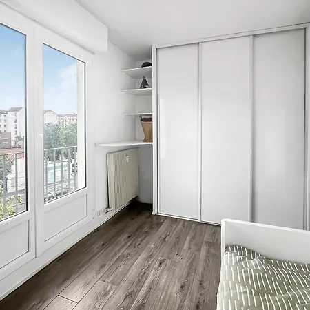 Apartment Spacieux A *